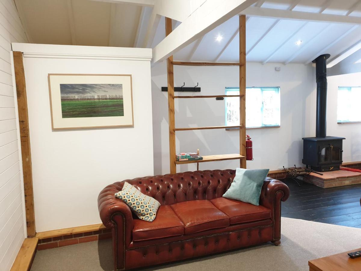 Church Farm Lodge Southburgh ภายนอก รูปภาพ